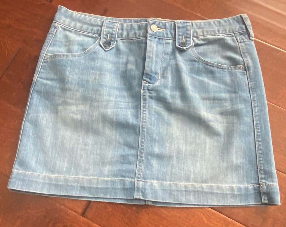Vintage Old Navy Denim Skirt Size 8 Light Blue Wash Mini